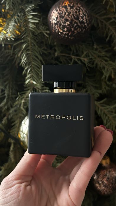 Парфуми Metropolis від Parfums Genty