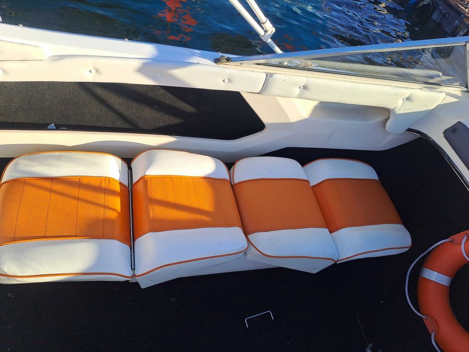 Motorówka Reinell + silnik zaburtowy Selva 70 km