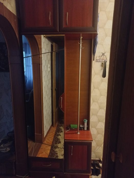 меблі в передпокій  б/ у