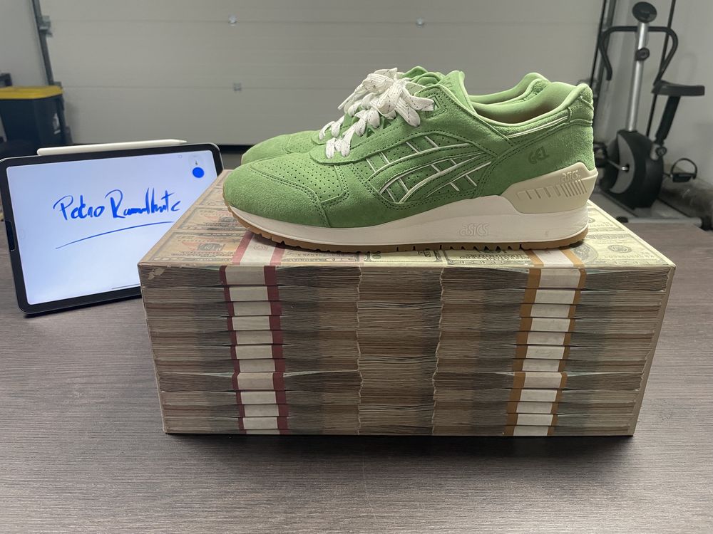 ASICS Gel Respector Coca Special Box Queluz E Belas OLX.pt