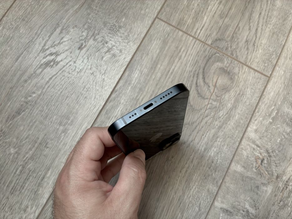 iPhone 14 256gb Midnight esim