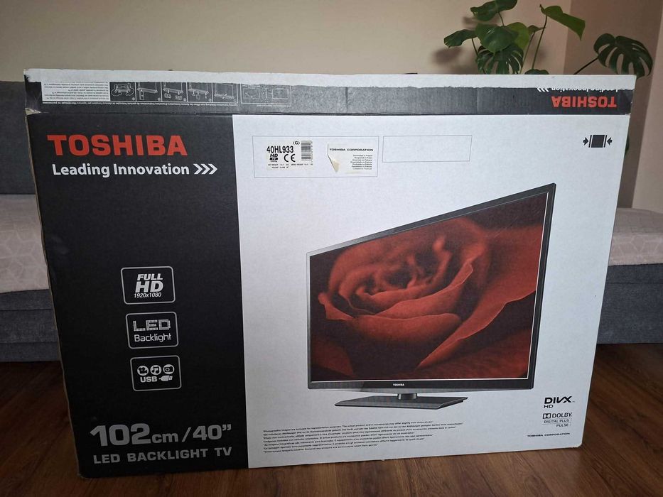 Telewizor Toshiba 40HL933G + Uchwyt na ścianę