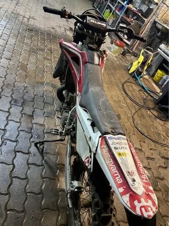 Husqvarna wr250 de 2010