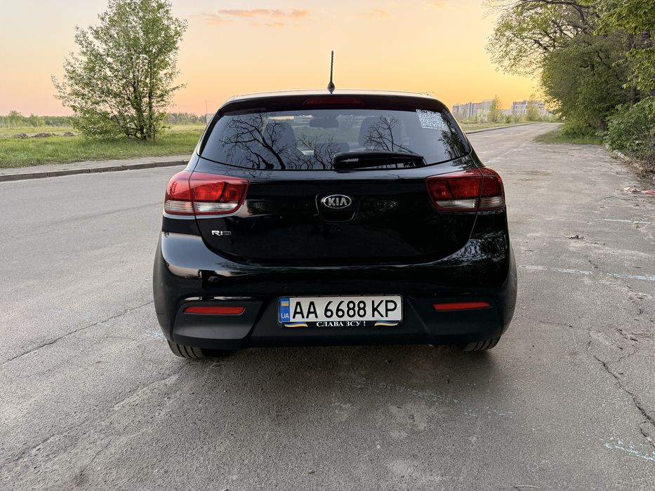 Kia Rio 2017 року