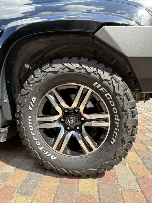 TOYOTA Land Cruiser 120 Prado