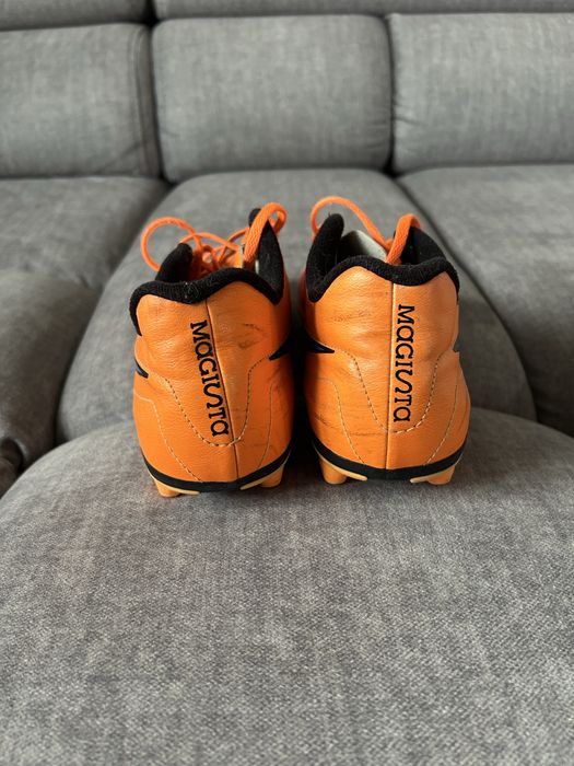 Korki Nike Magista Pomarańczowe 42,5