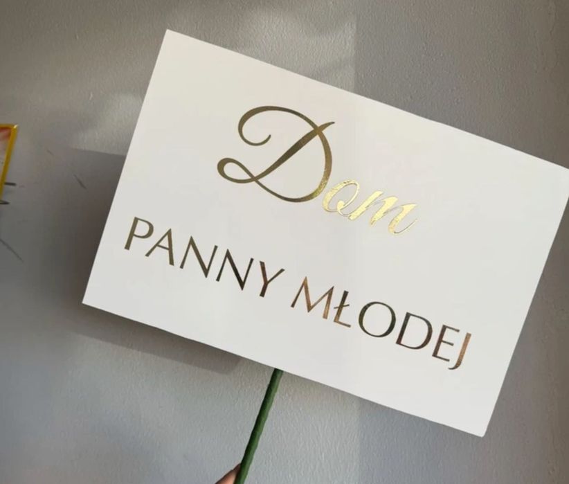 Tabliczka przed Dom Panny Młodej