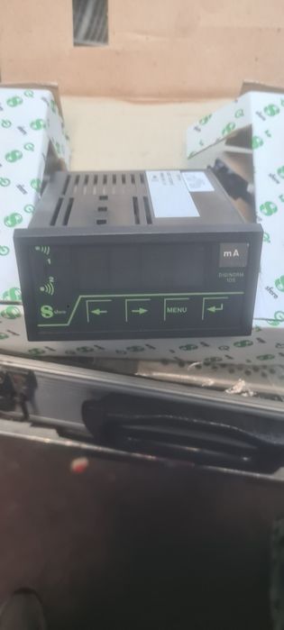 Diverso material eléctrico  Novo