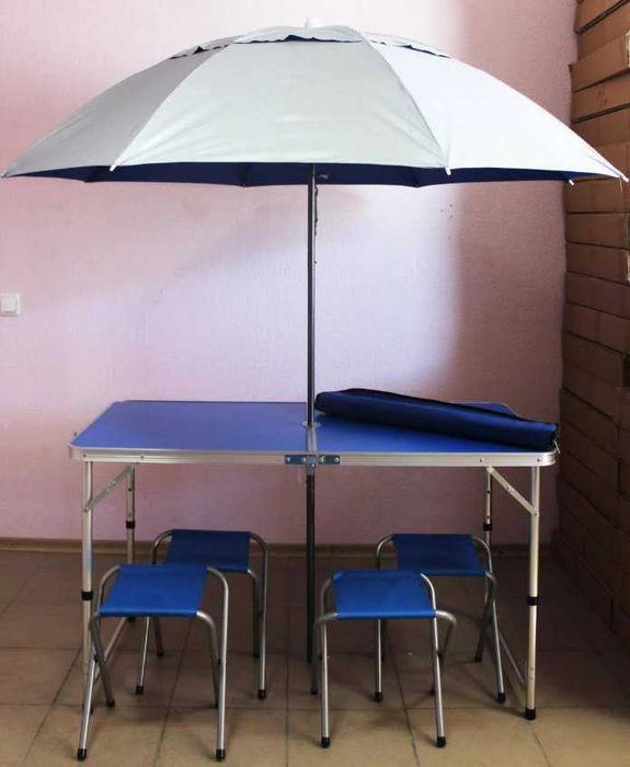 Стіл та 4 стільця з парасолькою 1.8 м для пікніка