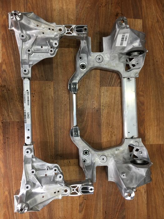 Підрамник балка 7 серія g70 г 70