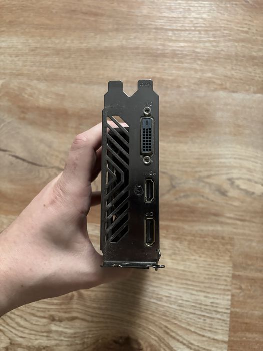 Gigabyte GTX 1050 TI (używana)