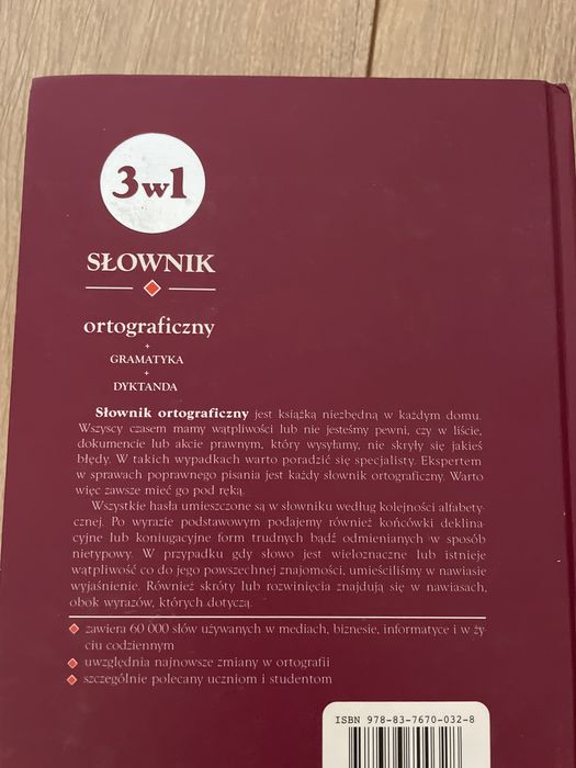 Słownik ortograficzny z gramatyką i dyktandami Buchmann