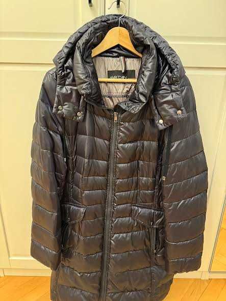 Granatowy płaszczyk puchowy Marc Cain