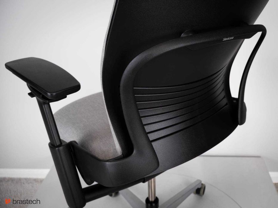 Fotel biurowy Steelcase Leap V2