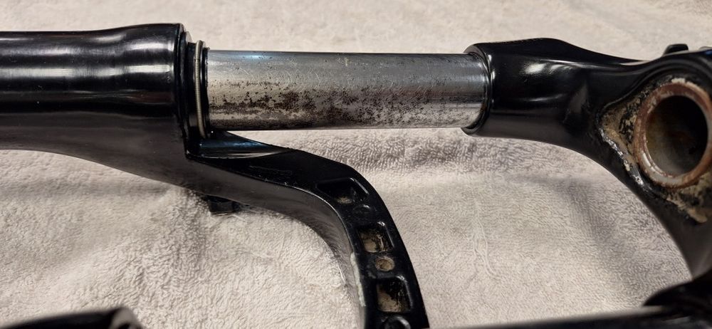 Widelec / Amortyzator SR Suntour / 29" / blokada z manetki