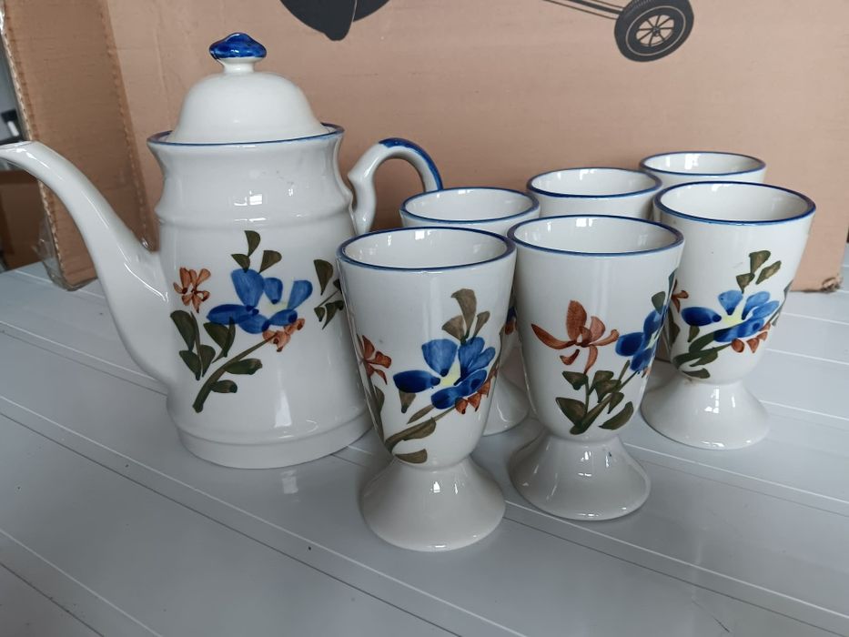 Conjunto de chá de cerâmica