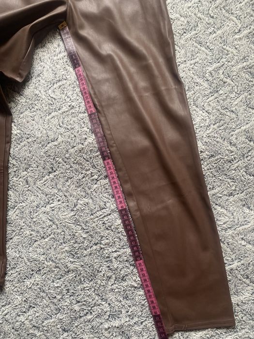 Шкіряні штани на дівчинку