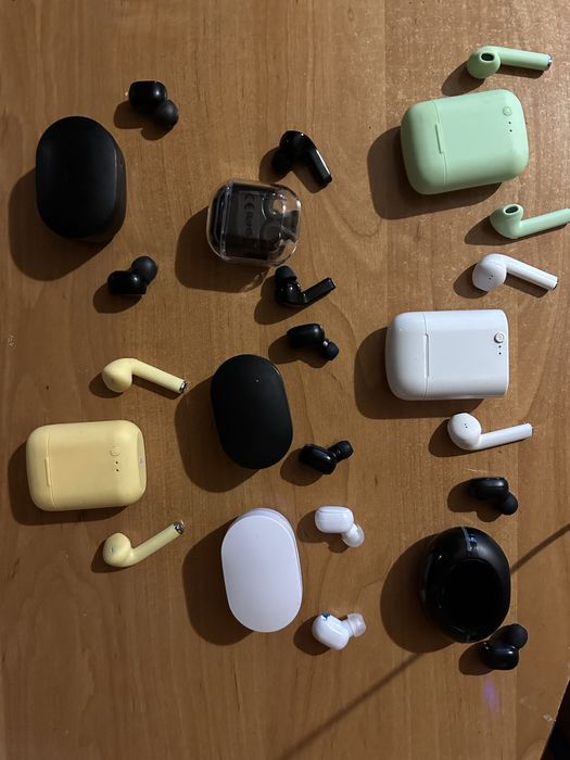 Нові бездротові навушники