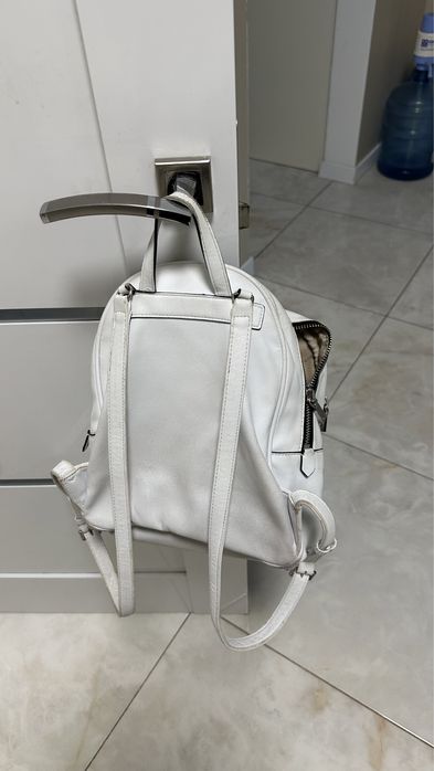 рюкзак Guess з еко шкіри