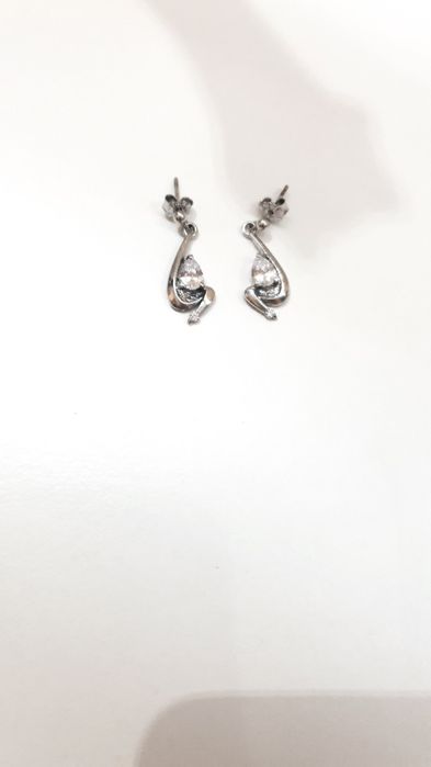 Kolczyki + pudełko gratis