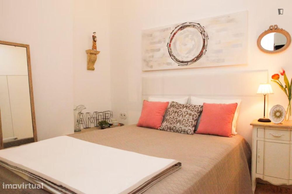 Apartamento com 2 quartos - localizado em Santa Apolónia Lisbon