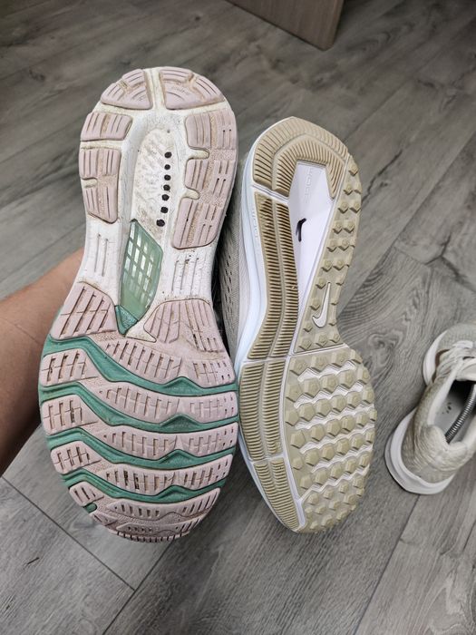 Кроссовки asics размер 40.5