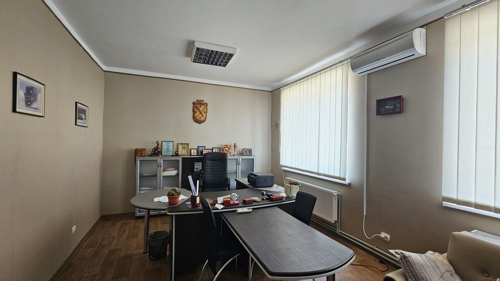 Оренда приміщень з ремонтом,  200м2 р-н меблевої фабрики