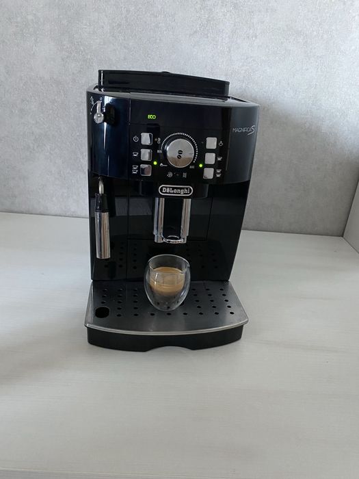 Кавомашина DeLonghi Magnifica S з Німеччини є Вибір