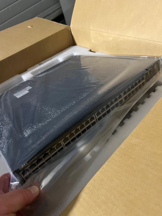 Мережевий комутатор Dell PowerSwitch серії N3200-ON/E3200-ON