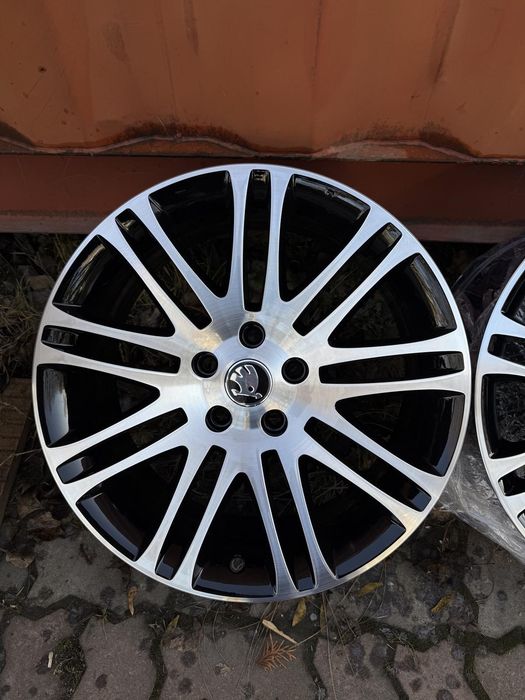 Диски литі Шкода Luxon 5/112r18 як нові!!