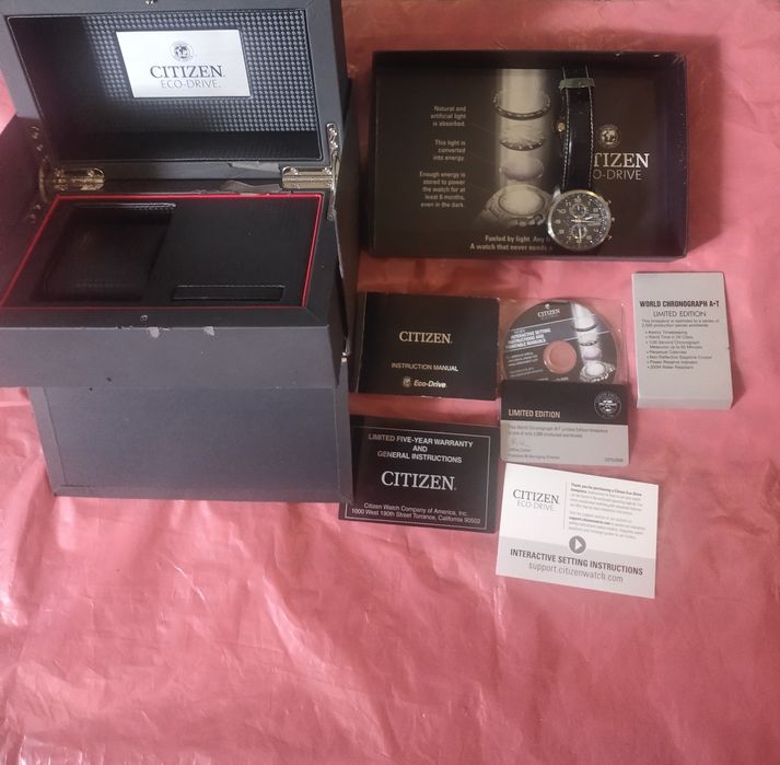 Продам сонячний ! CITIZEN (зарядка йде від сонця,світла) годинник, хронограф.вип