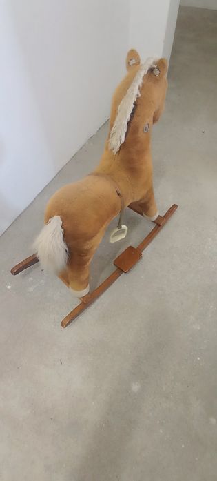 Cavalo de madeira