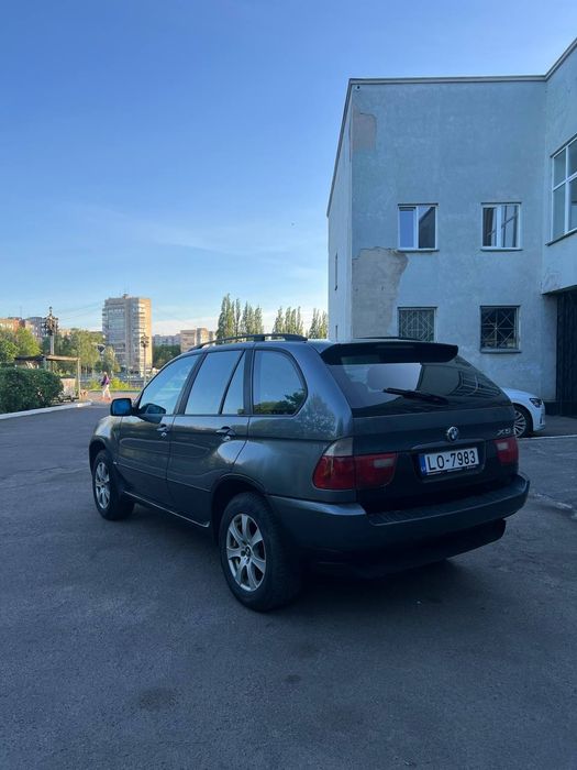 Продам машину bmv x5