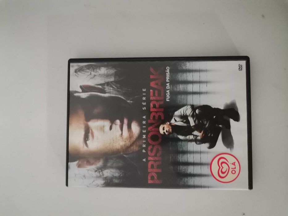 Vendo filmes em DVD