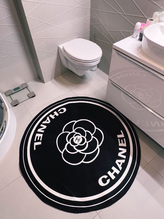 Dywanik okragly 120 cm chanel