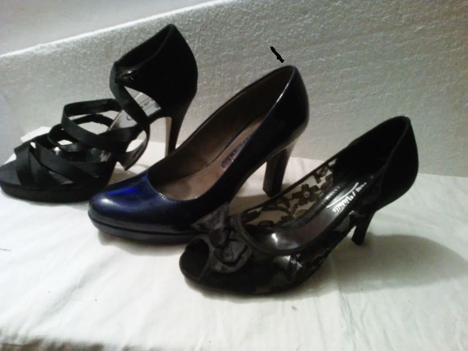 buty szpilki/platforma,koronka-nowe; granat- Tamaris od 39zł, roz.38