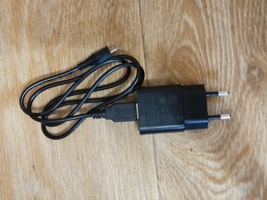 Телефон ZTE BLADE A510 в хорошем состоянии