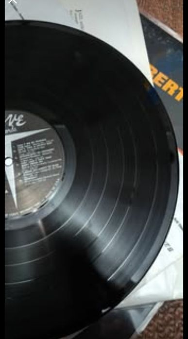 Ella Fitzgerald 
And Louis Armstrong 

Edição USA Época da Verve
  Hig