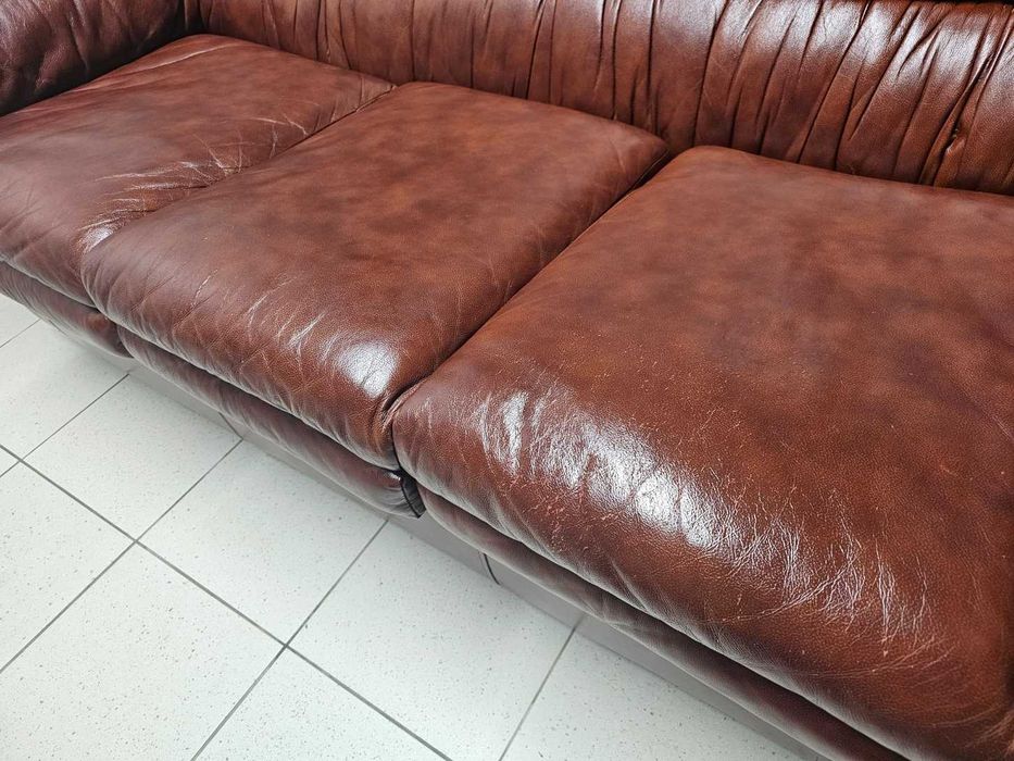 Sofá Cama em pele