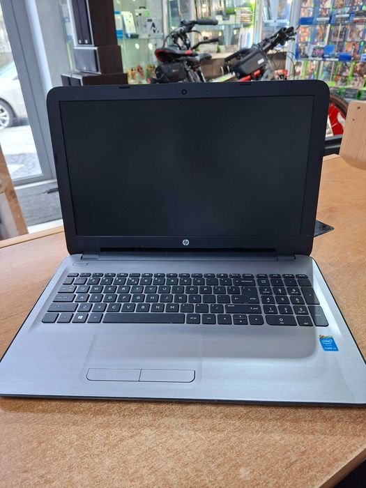 Laptop HP 3165NGW WIN10 500GB 4GB RAM i3 zasilacz