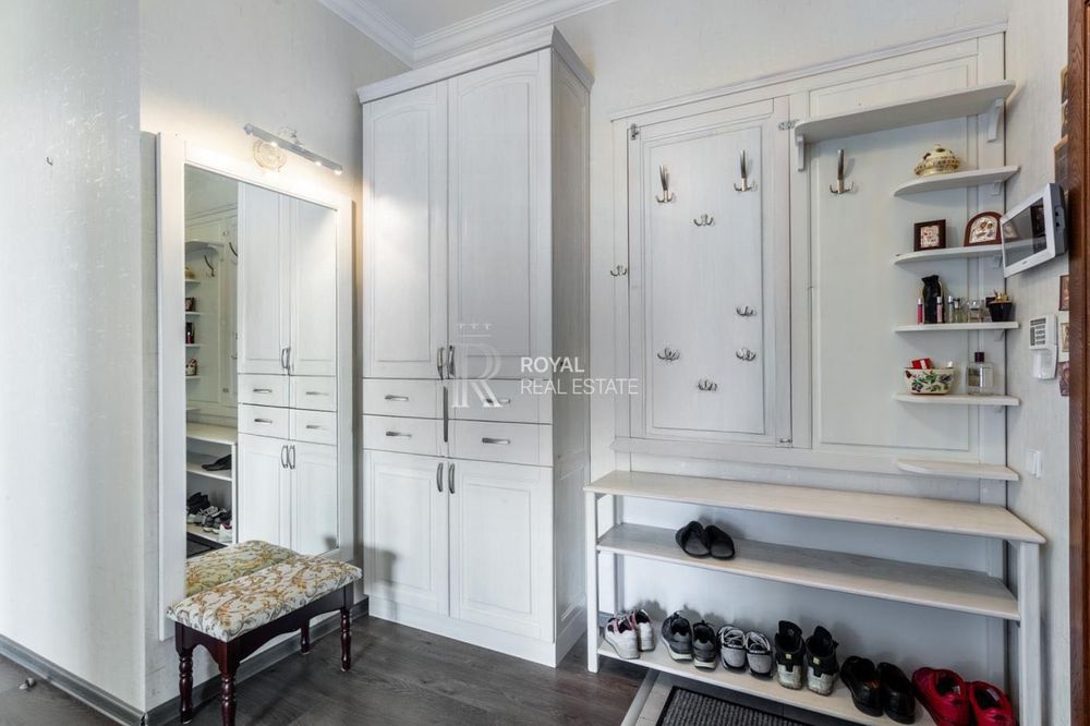 Продаж Квартири 3к 130м2 ЖК Панорама на Печерську Укриття Генератор