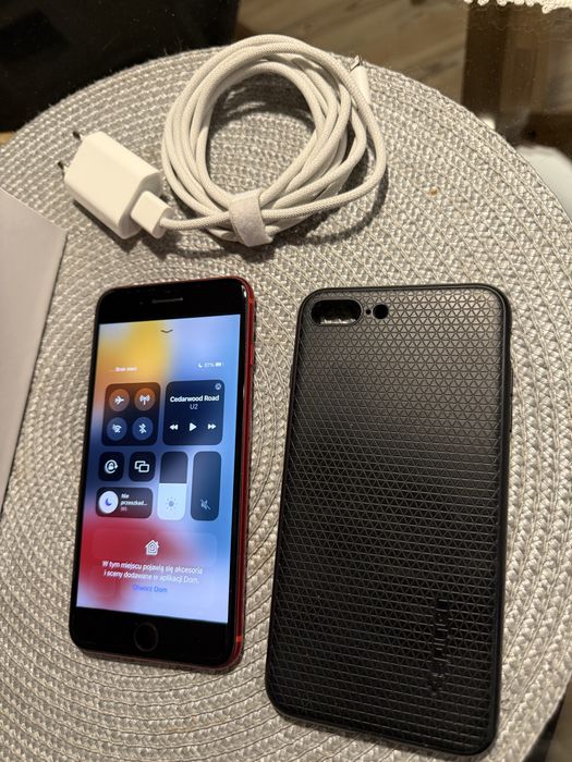 Iphone 8 + plus czerwony red
