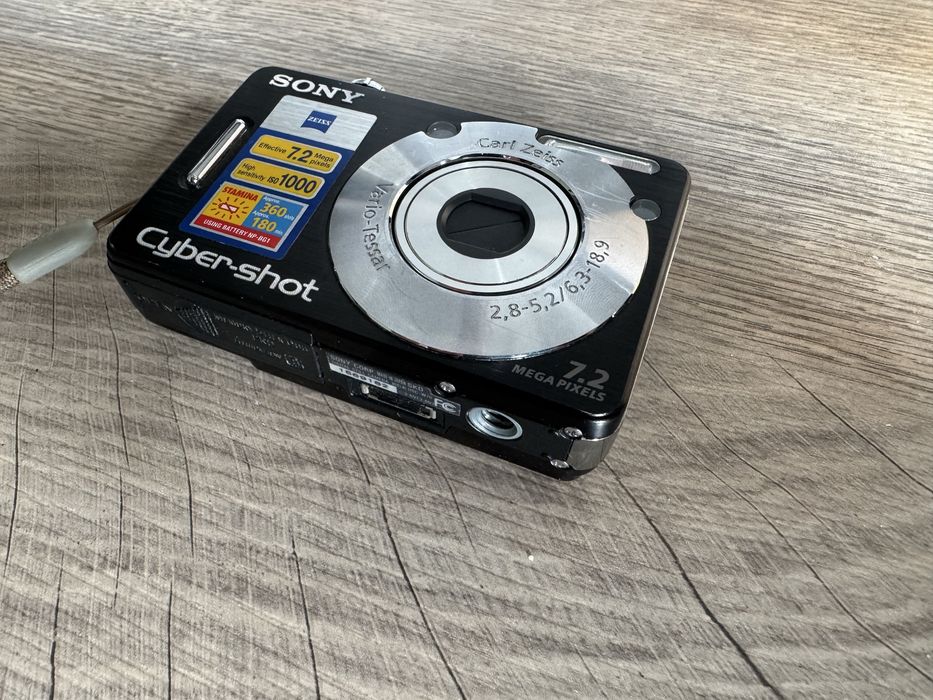 Aparat cufrowy SONY Cyber-shot DSC-W70