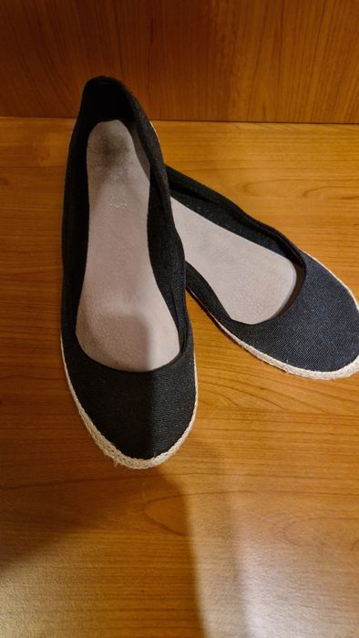 Baleriny czarne ze sznurkiem jak espadryle 40  stan dobry buty letnie damskie