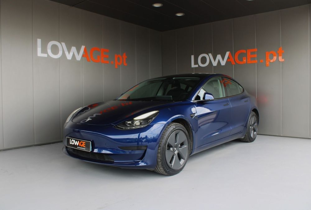 Tesla Model 3 Standard Range Plus RWD