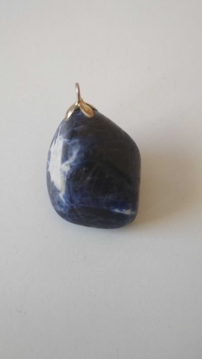 biżuteria damska - zawieszka kamień