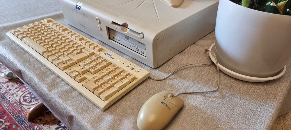 Retro PC Dell OptiPlex Pentium 166Mhz HDD2GB RAM64MB Quake Windows98