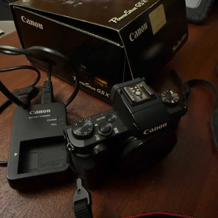 Продаж крутого фотоапарату Canon PowerShot G5X