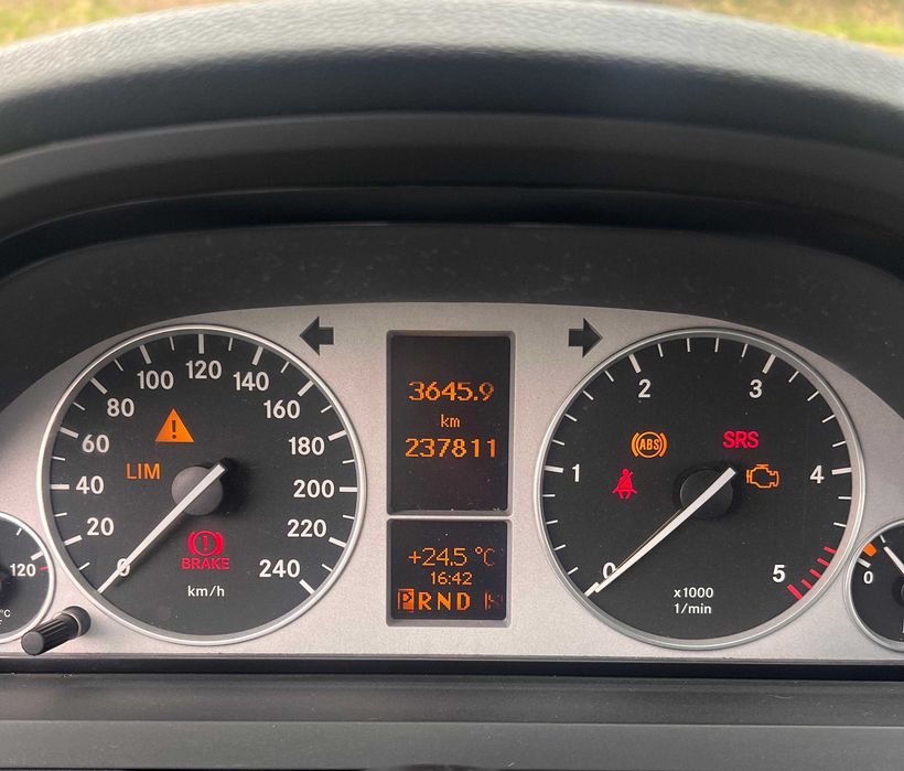 Mercedes B200 CDI 140CV foto 5