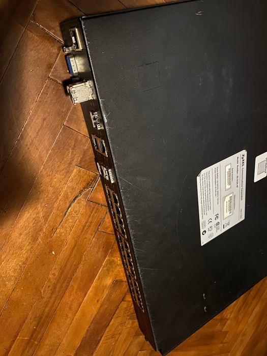 Zyxel ES-3124-4F L2 switch 4 SFP порта gs-4012f L3 L4 mes-3528